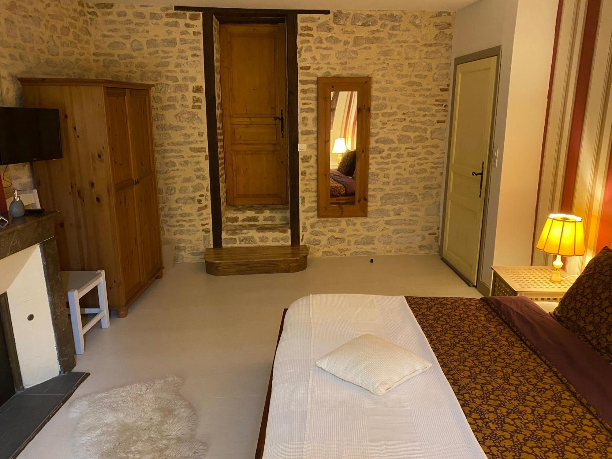 Chambre D'Hotes Les 3 Cochons D'Olt Arcambal Екстер'єр фото